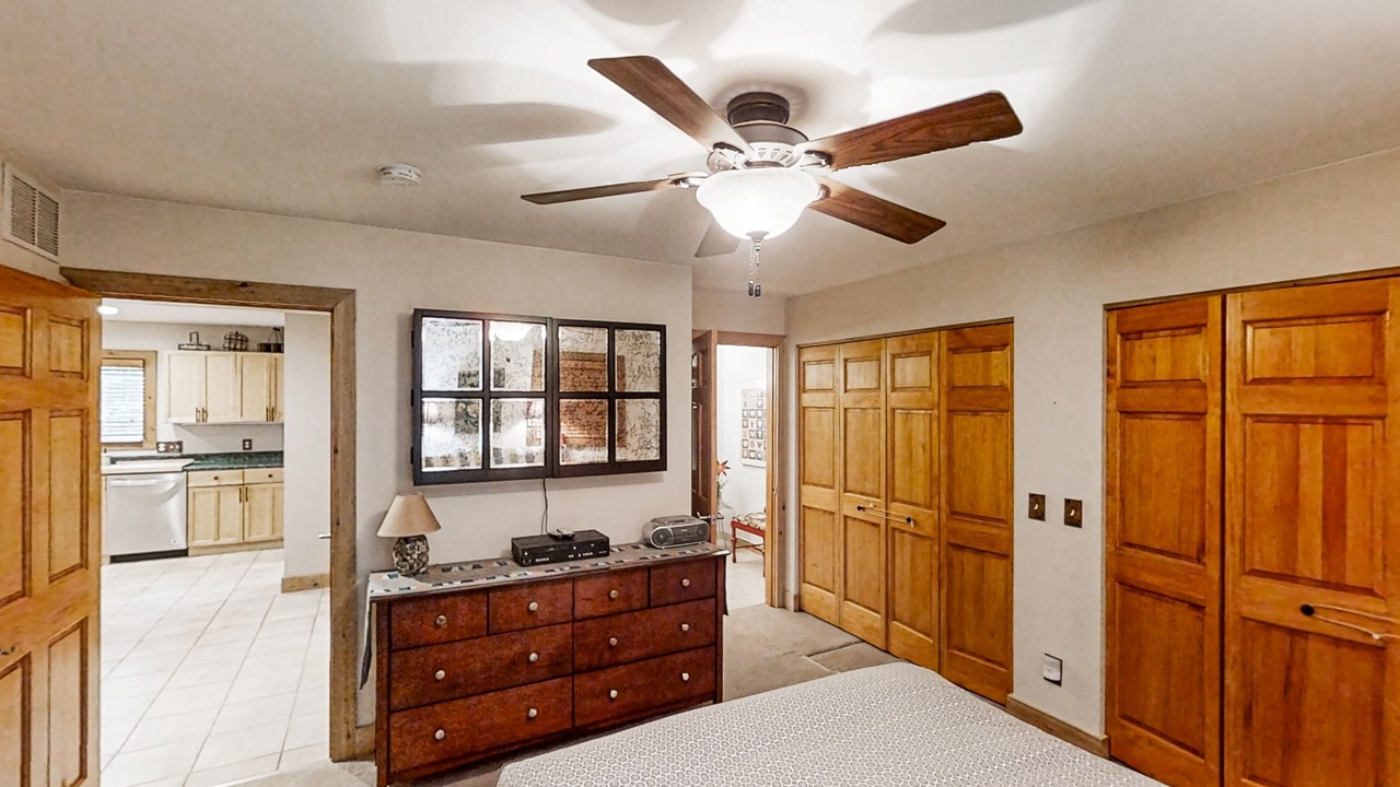 Photo of Bedroom in Brutus
