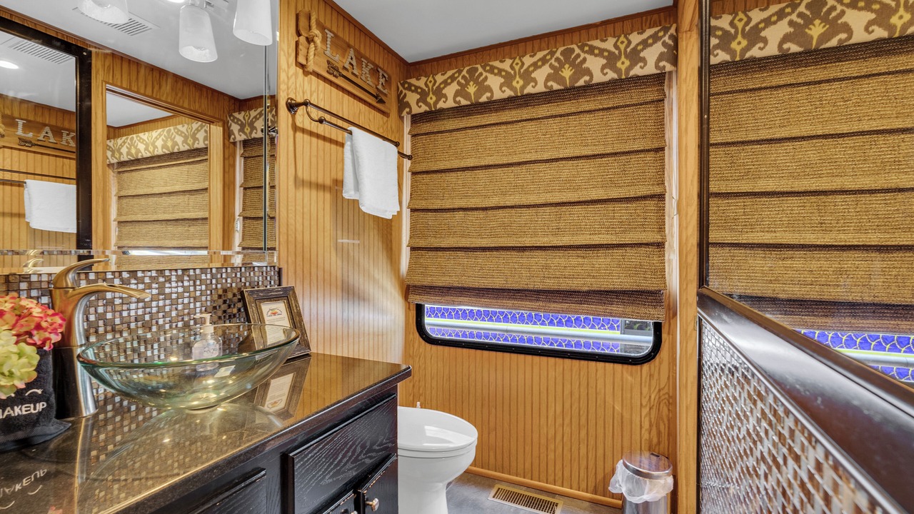 Photo of Bathroom in Smithville