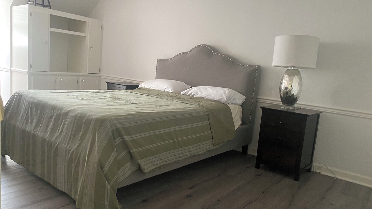 Photo of Bedroom in Alexandria