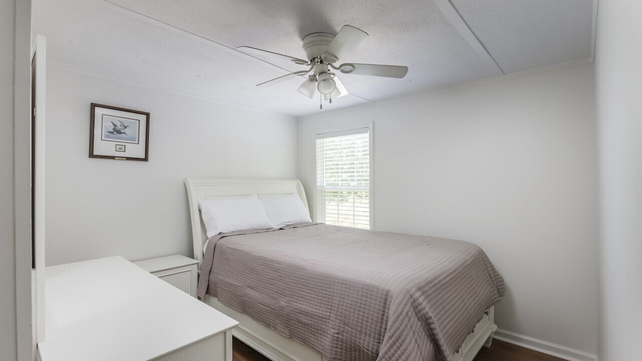 Photo of Bedroom in Leesville