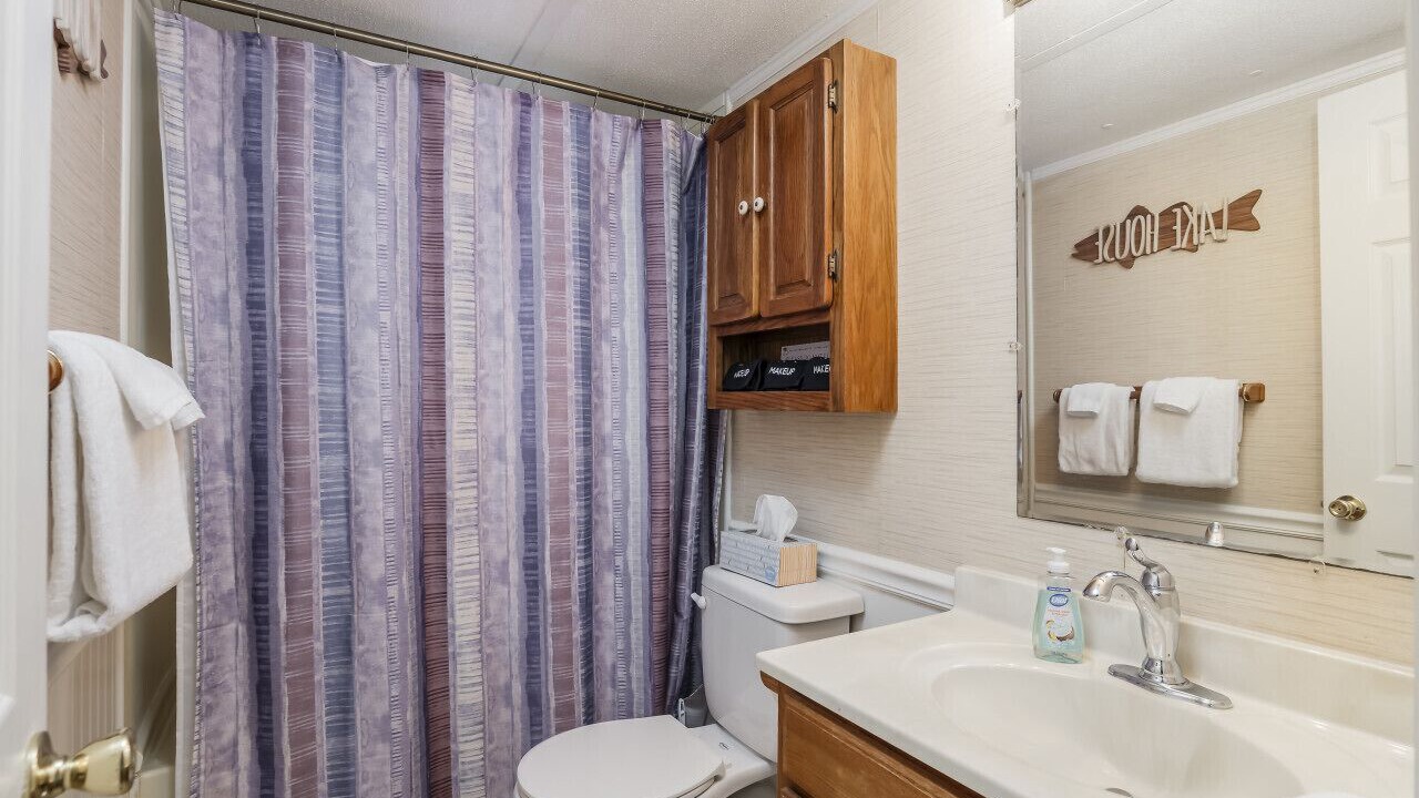 Photo of Bathroom in Leesville