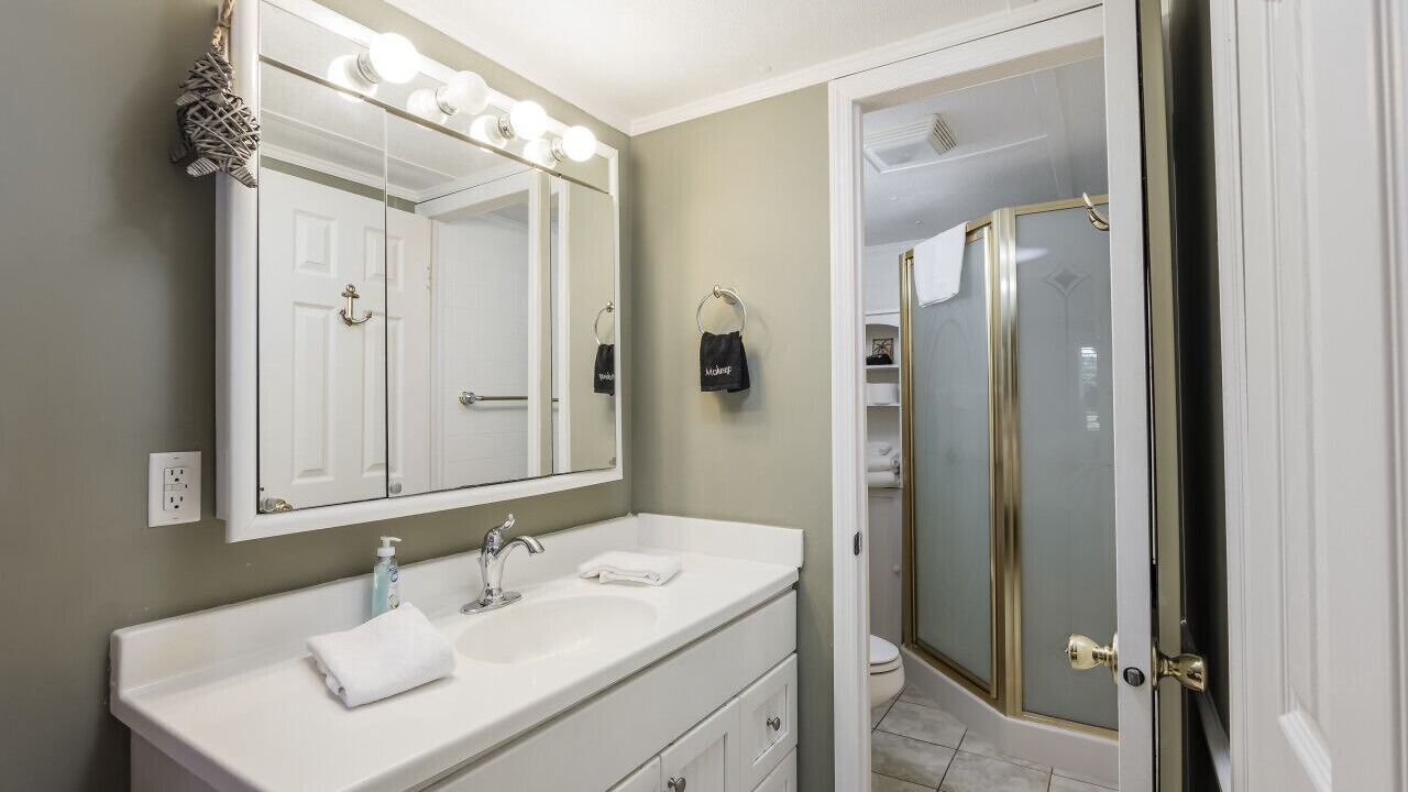 Photo of Bathroom in Leesville