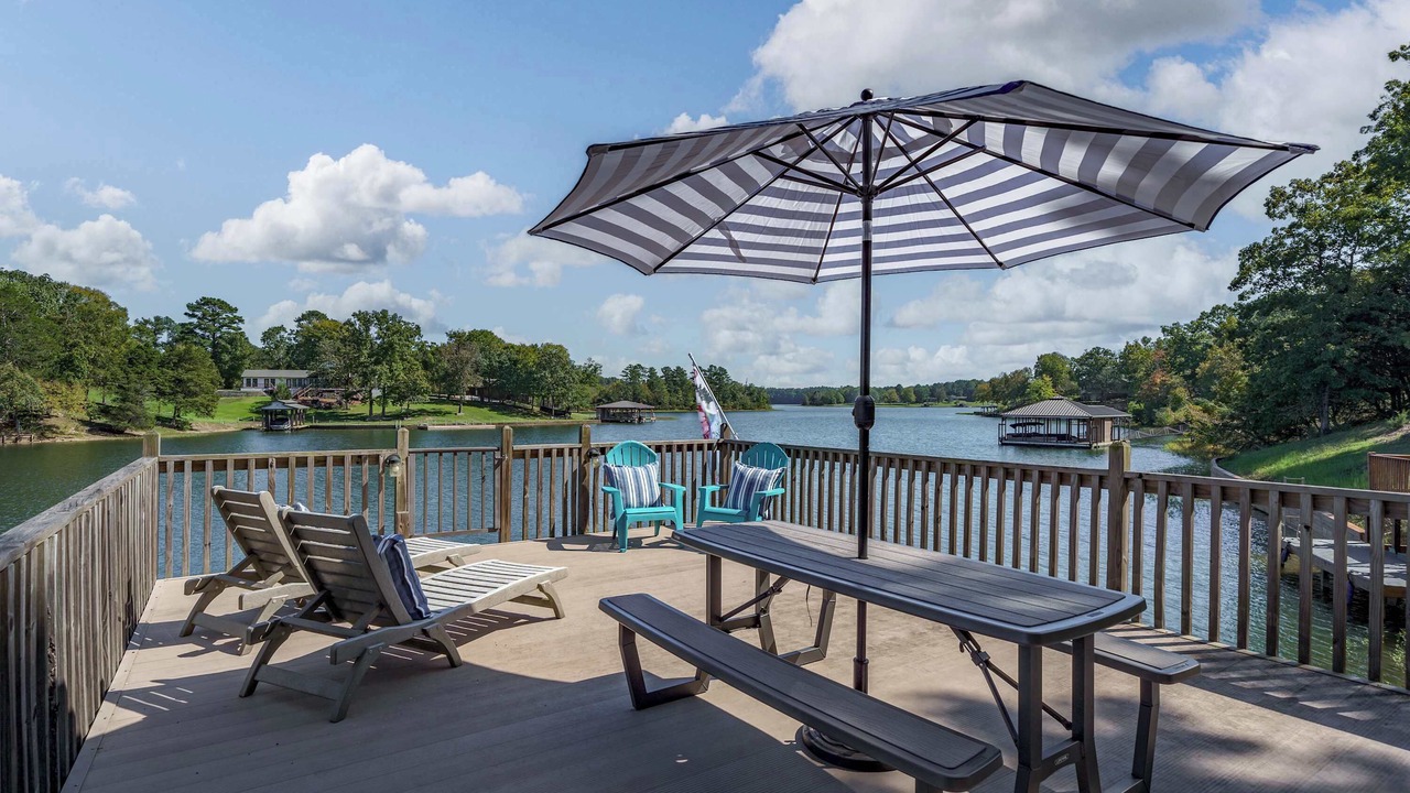 Photo of Patio Balcony in Northport