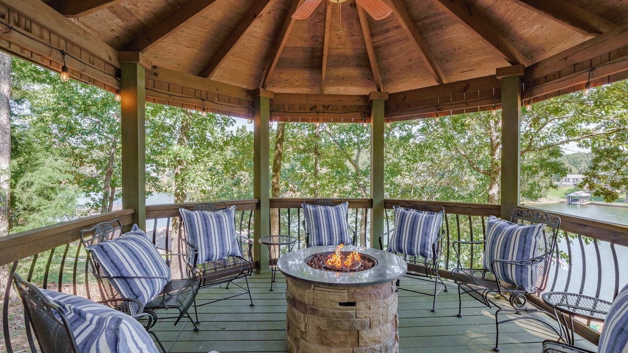 Photo of Outdoor in Northport