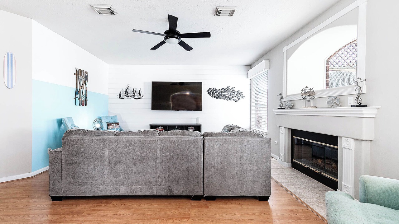 Photo of Livingroom in Pearland
