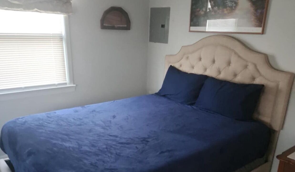 Photo of Bedroom in Myrtle Grove