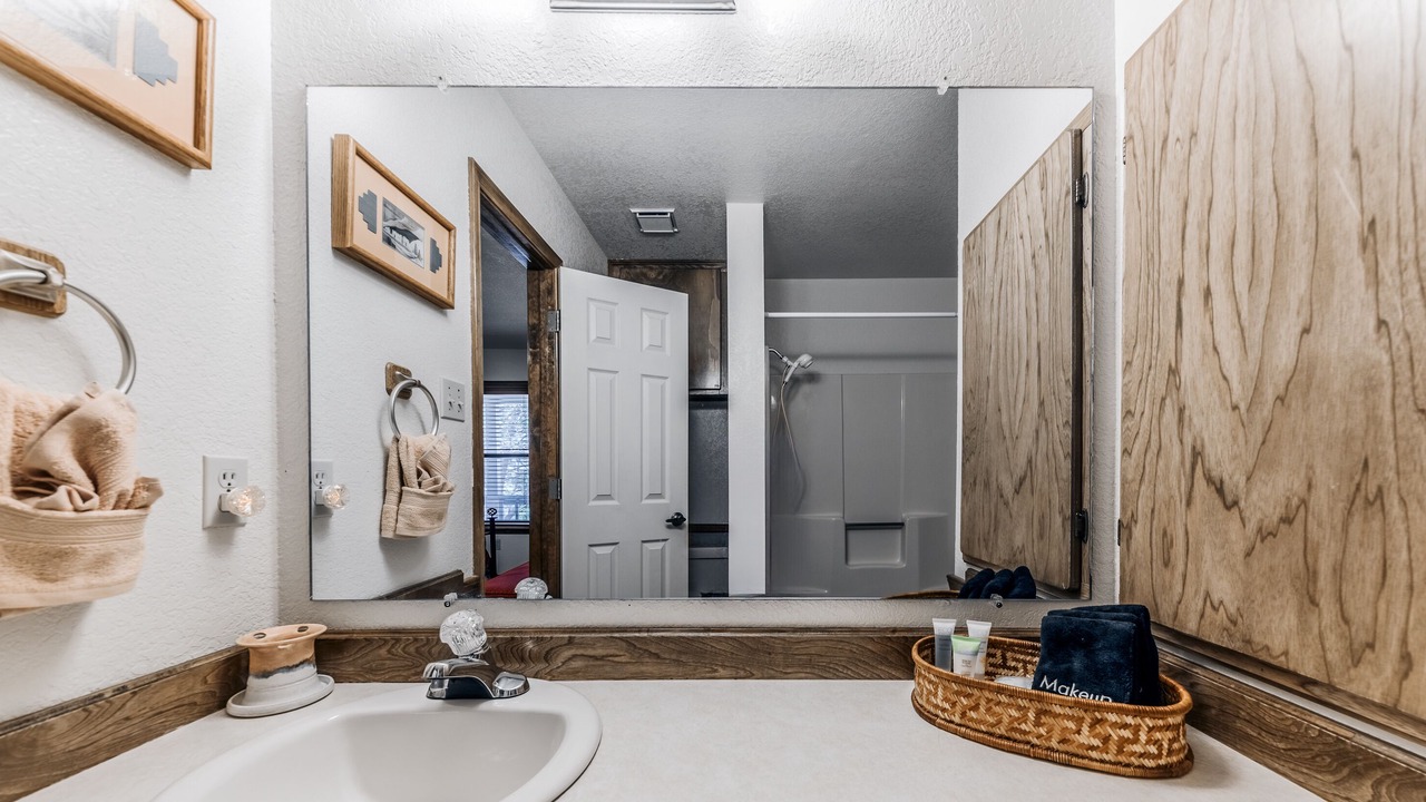 Photo of Bathroom in Ruidoso Downs