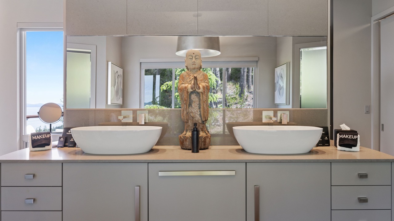 Photo of Bathroom in Olga