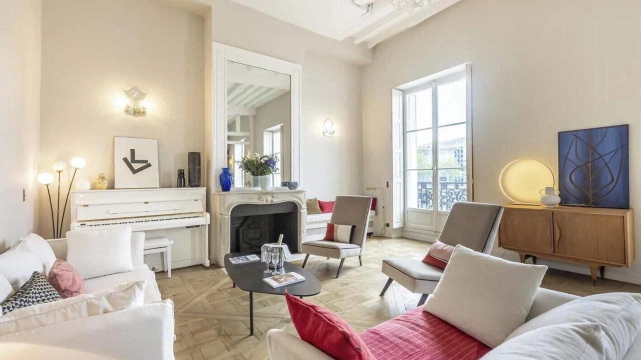 Photo of Livingroom in 4th Arrondissement
