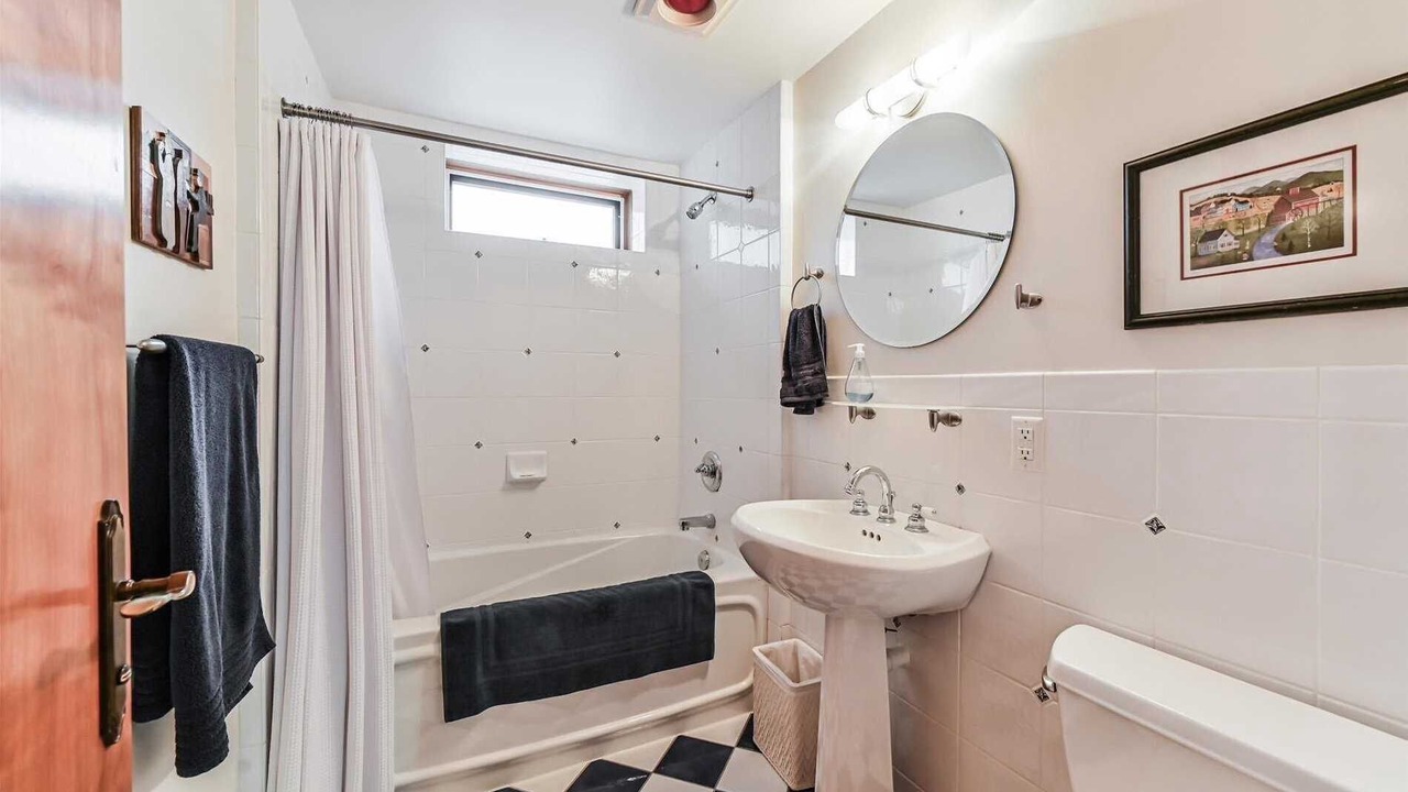 Photo of Bathroom in Old Toronto