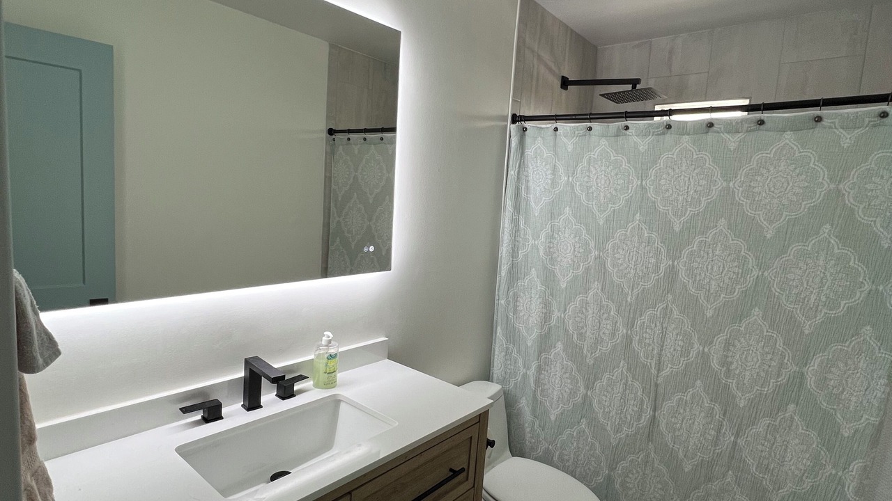 Photo of Bathroom in Sugarloaf Shores