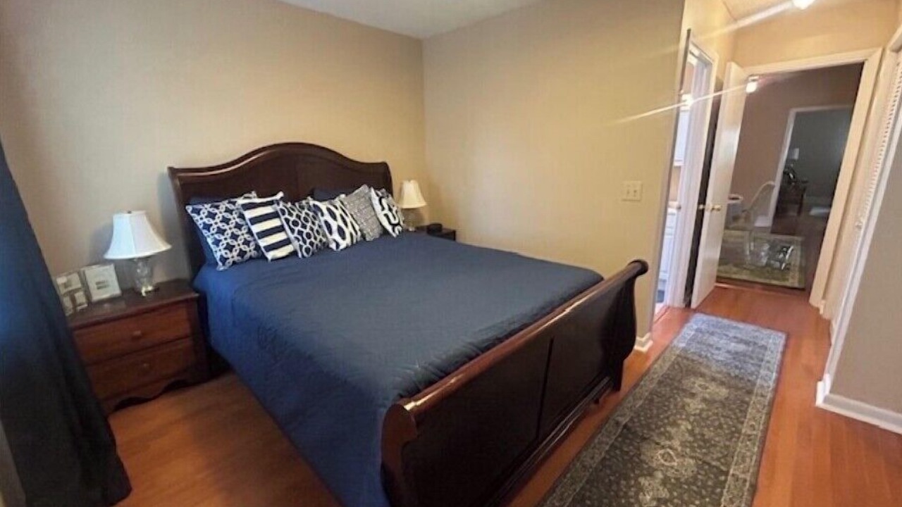 Photo of Bedroom in Summerville Historic District