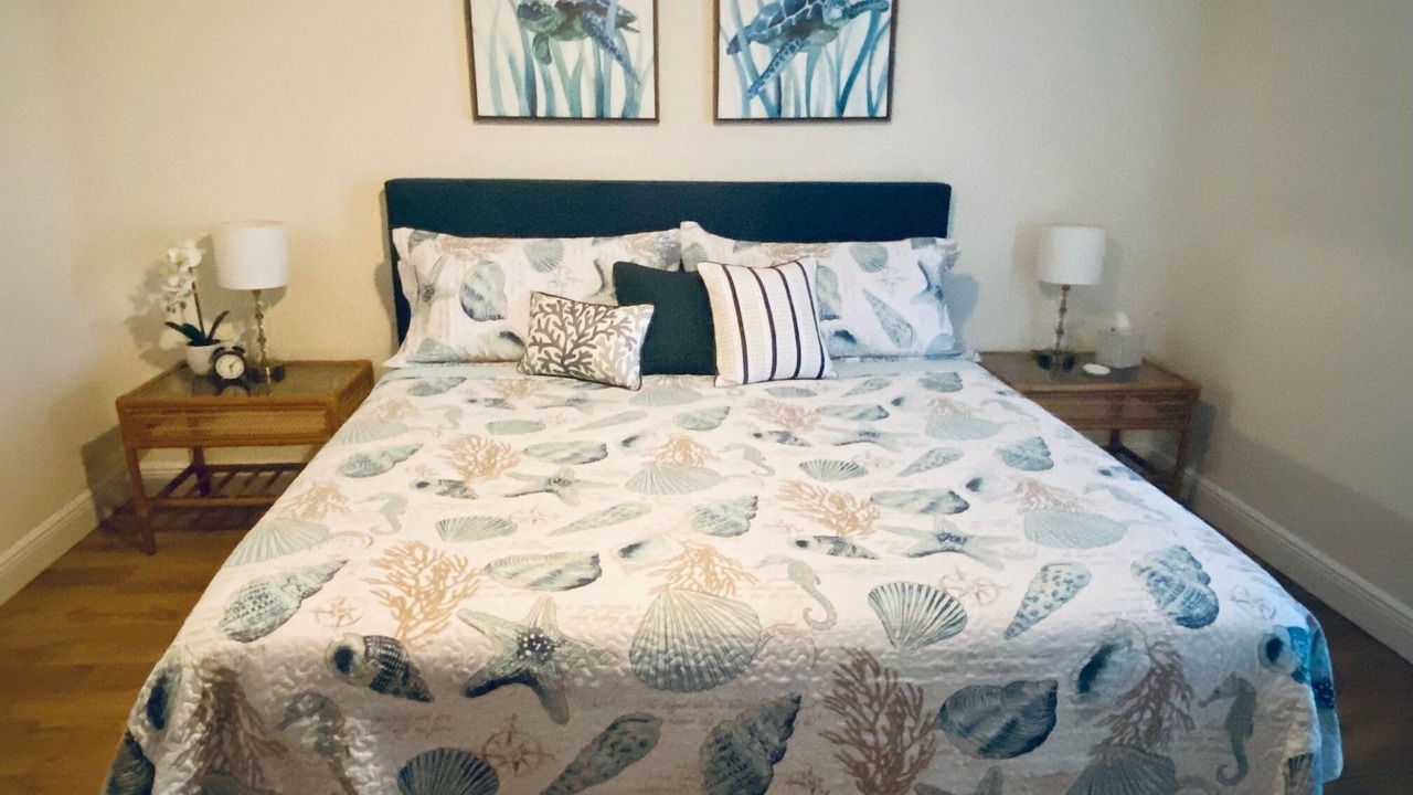Photo of Bedroom in Cocoa Isles