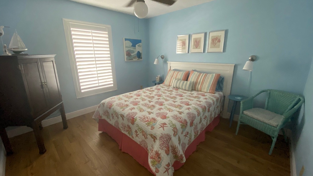 Photo of Bedroom in Cocoa Isles