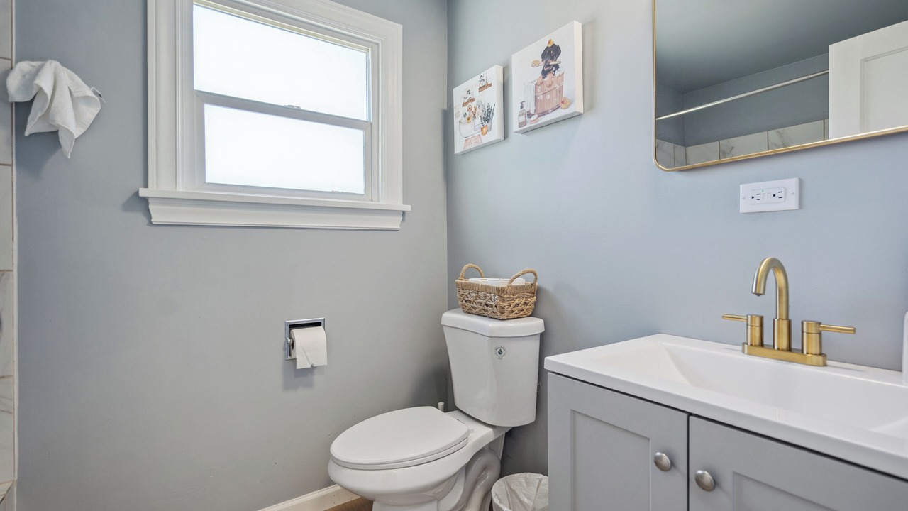 Photo of Bathroom in SeaTac