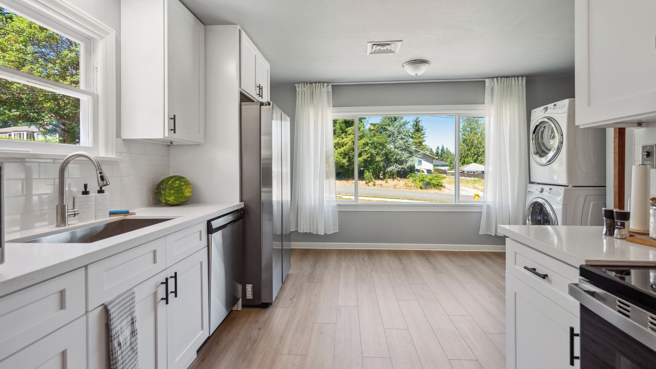Photo of Kitchen in SeaTac