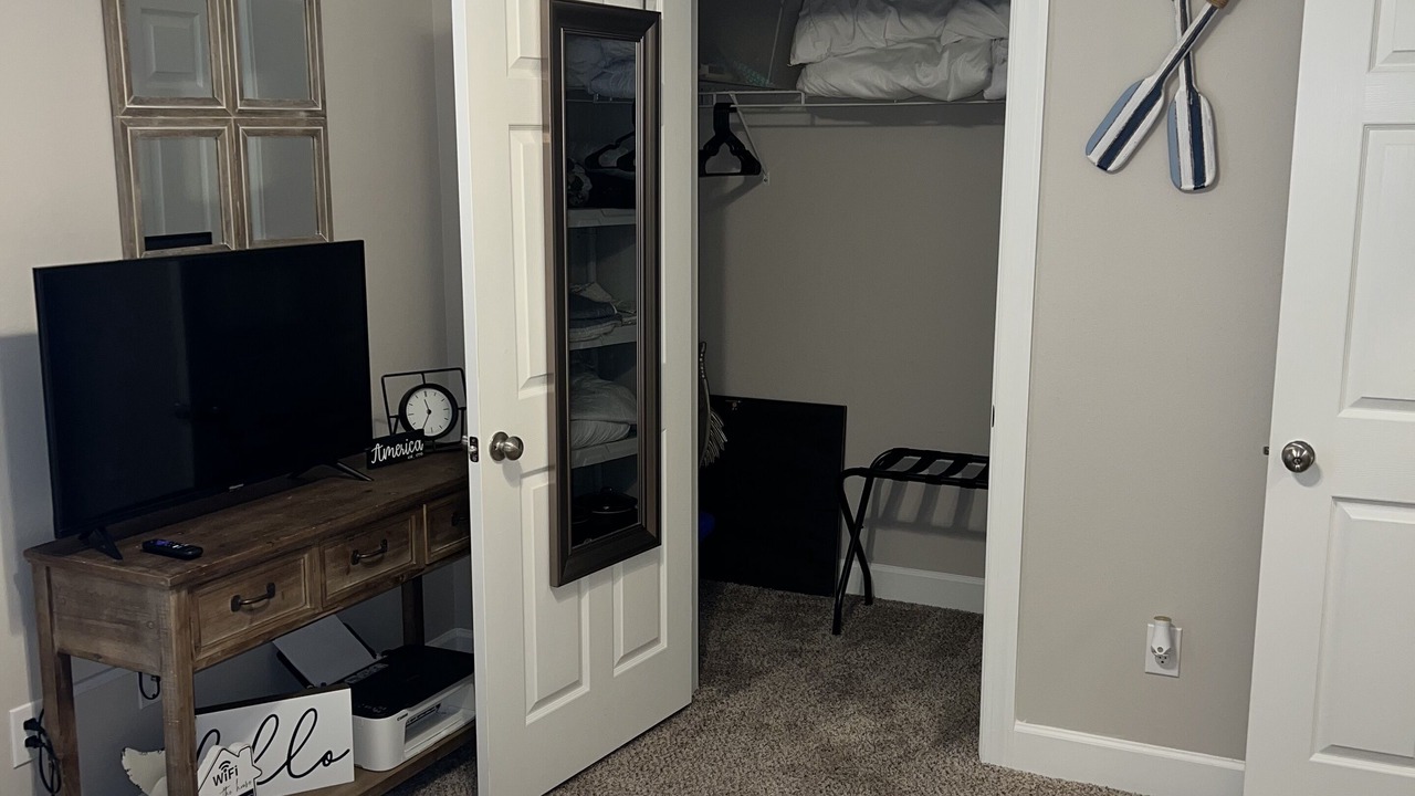Photo of Bedroom in Foley