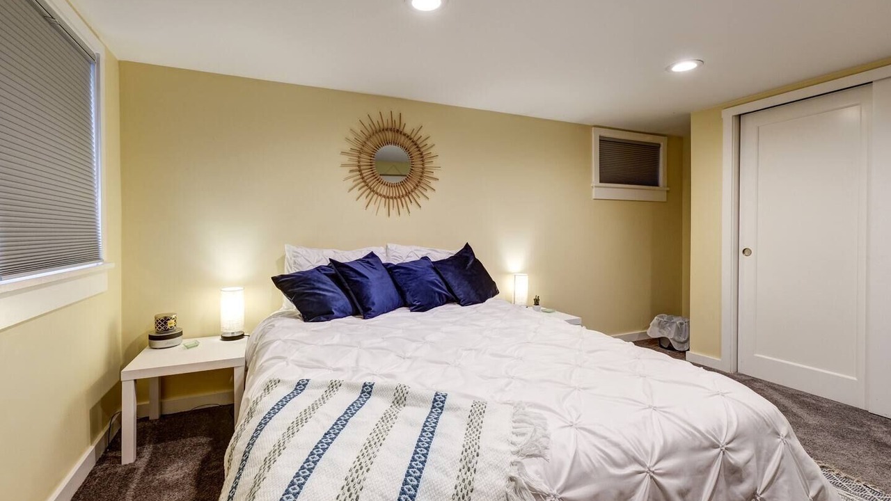 Photo of Bedroom in Greenwood