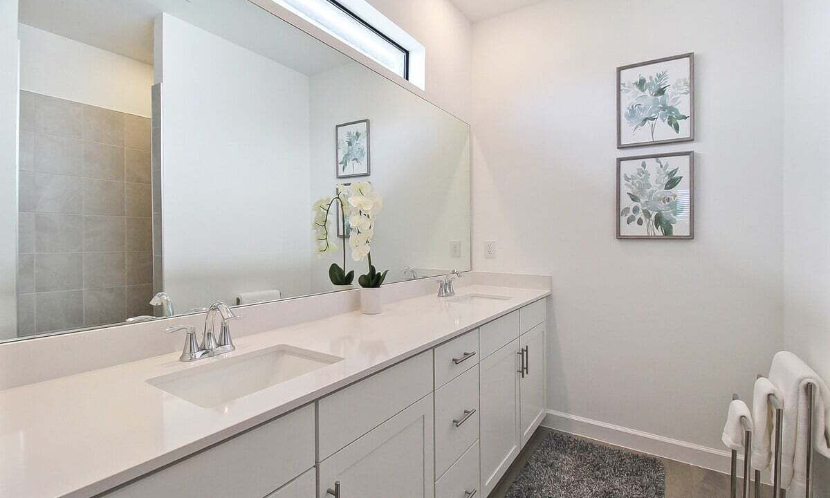 Photo of Bathroom in Lakewood Ranch