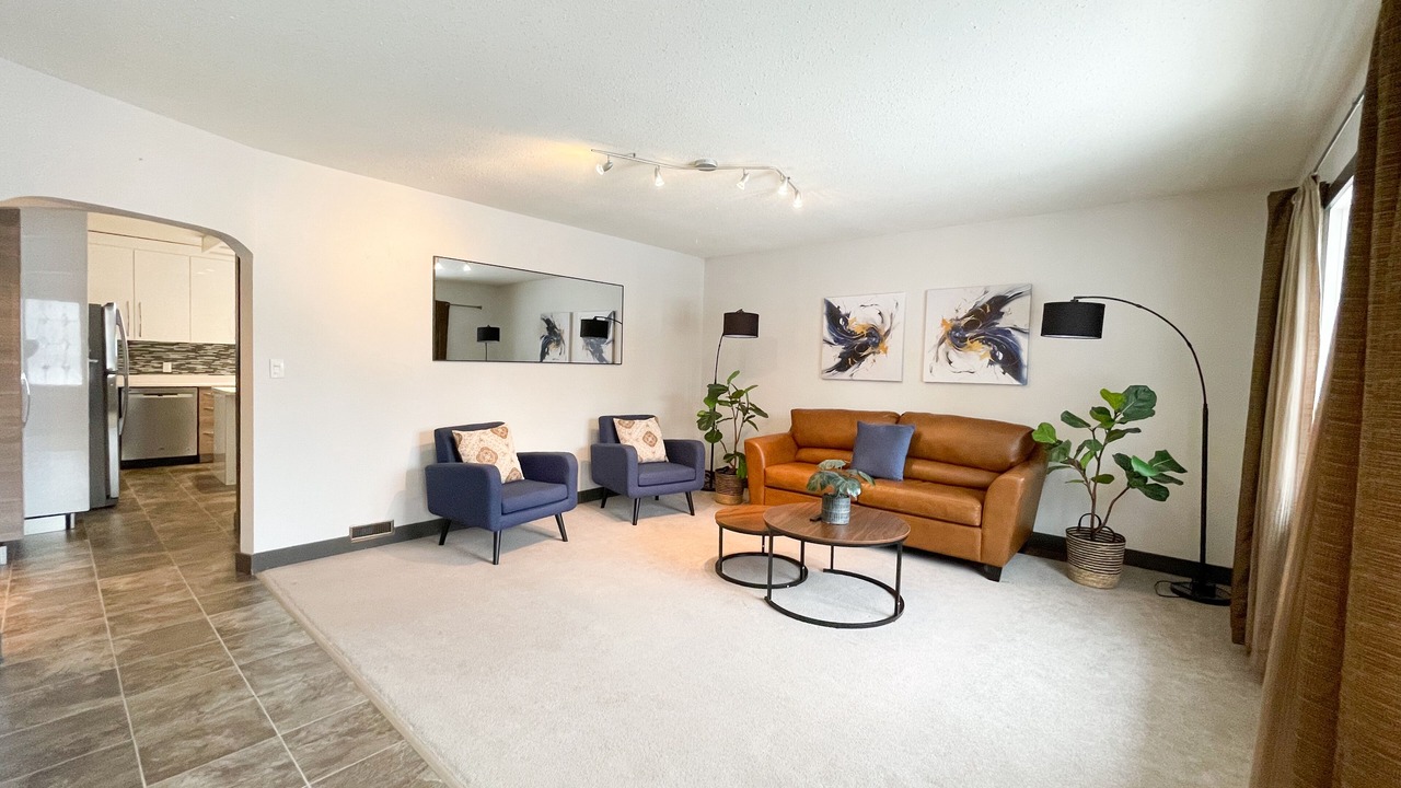 Photo of Livingroom in Yorkton