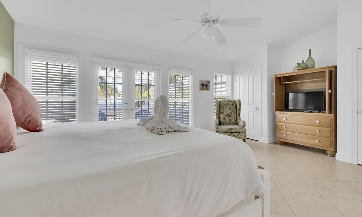 Photo of Bedroom in Indigo Reef Marina Homes