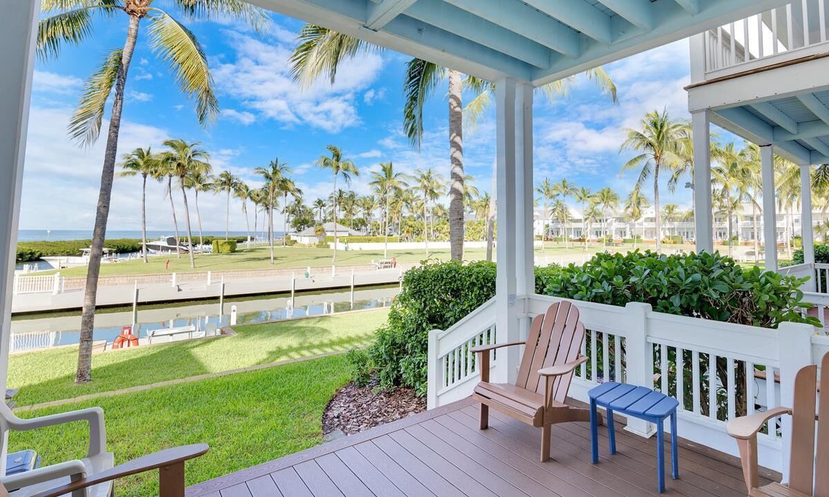 Photo of Patio Balcony in Indigo Reef Marina Homes