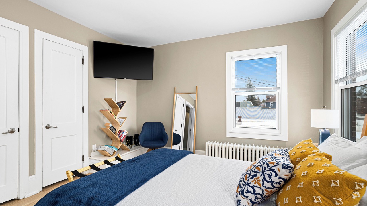 Photo of Bedroom in Lakeside - Lester Park