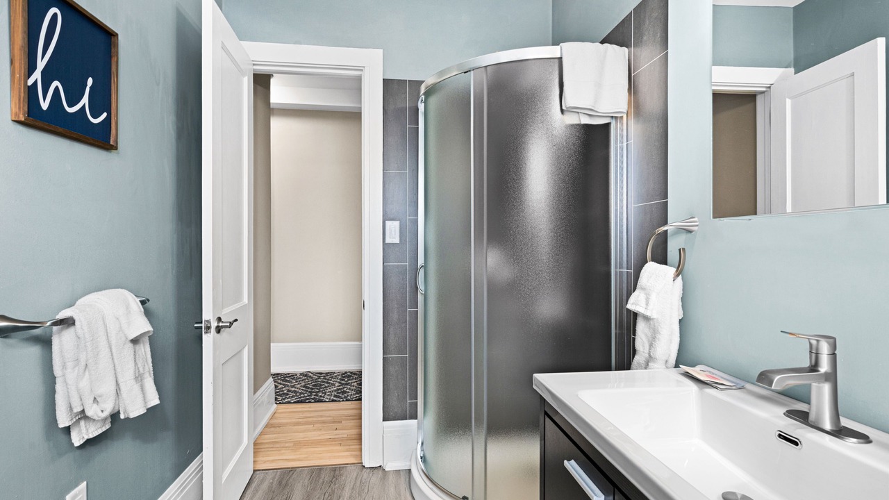 Photo of Bathroom in Lakeside - Lester Park