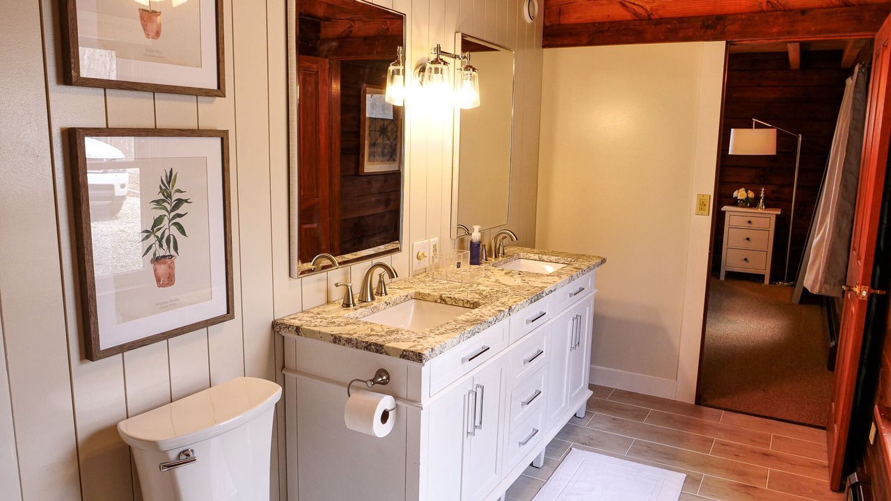 Photo of Bathroom in South Bloomingville