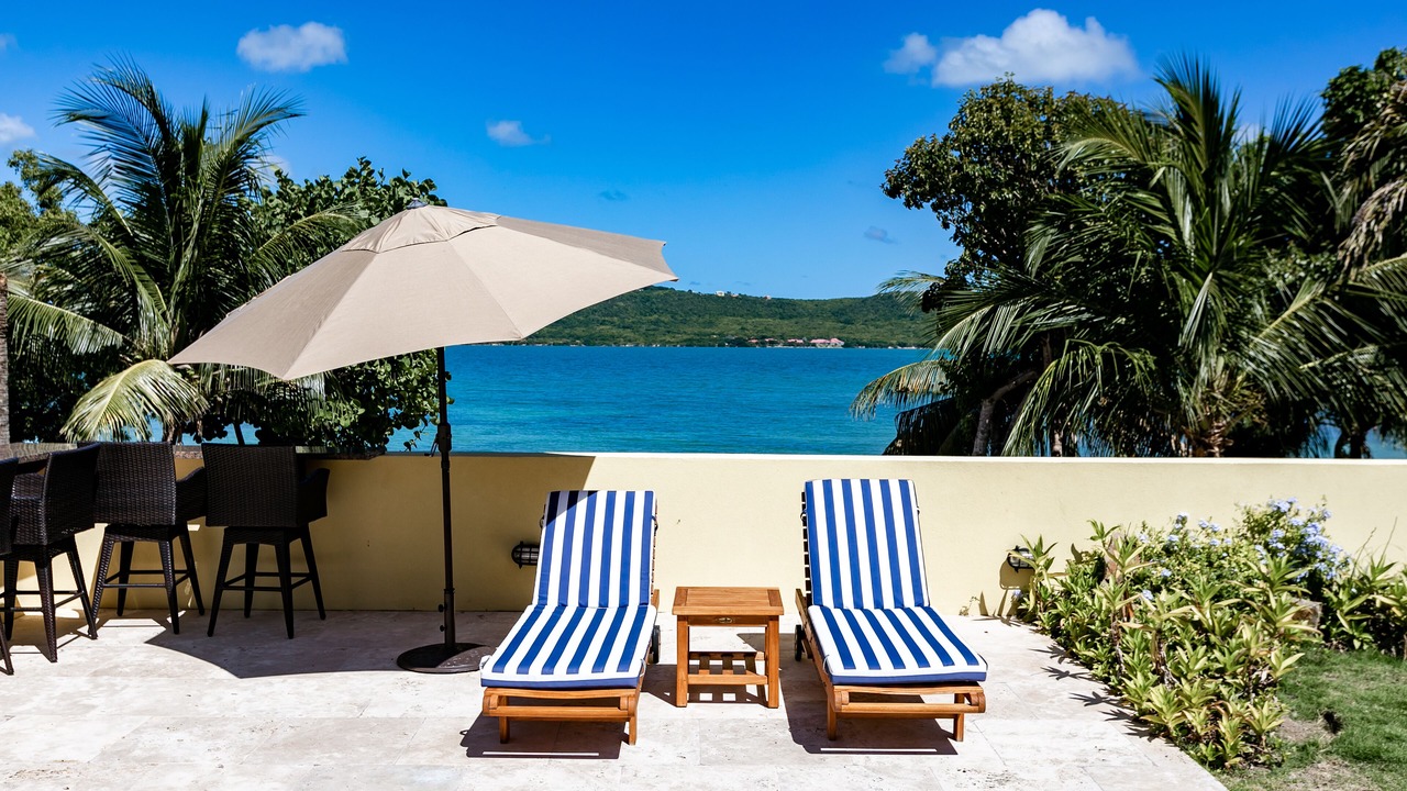 Photo of Patio Balcony in Mamora Bay