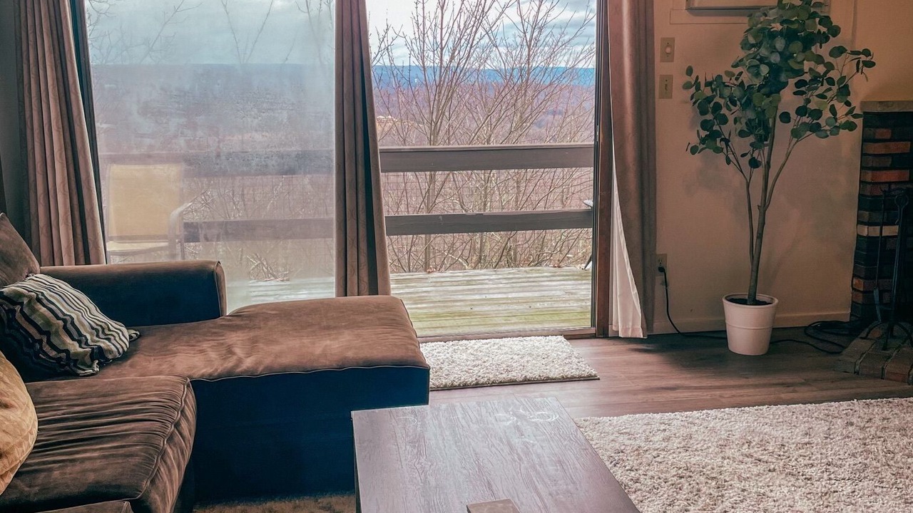 Photo of Livingroom in Village at Camelback