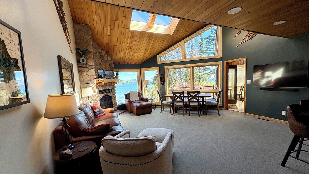 Photo of Bedroom in Two Harbors