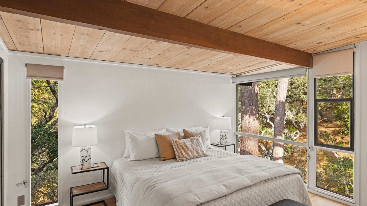 Photo of Bedroom in Rancho Rio Vista