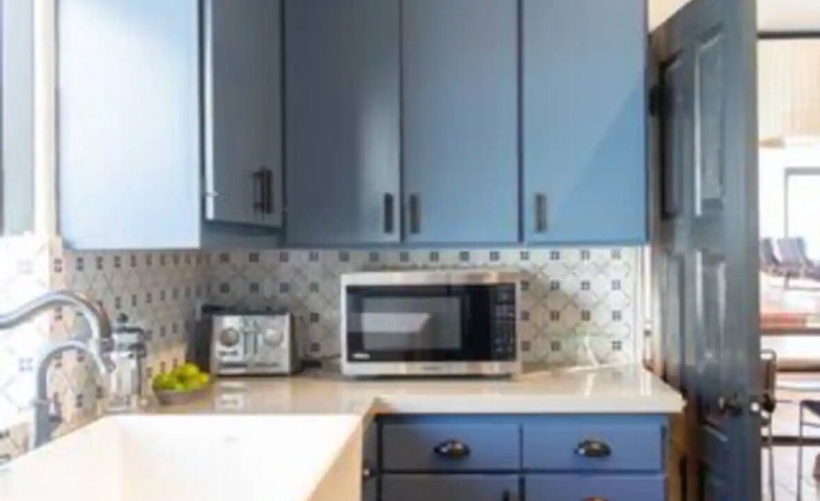 Photo of Kitchen in Eastern Malibu