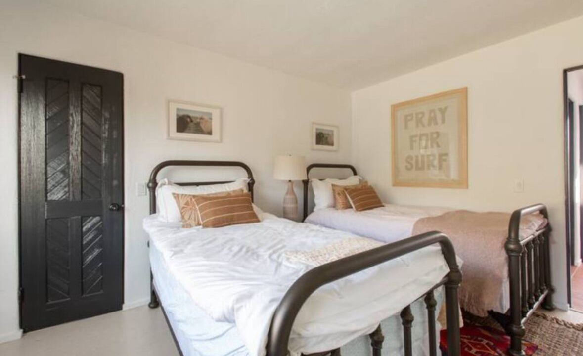 Photo of Bedroom in Eastern Malibu