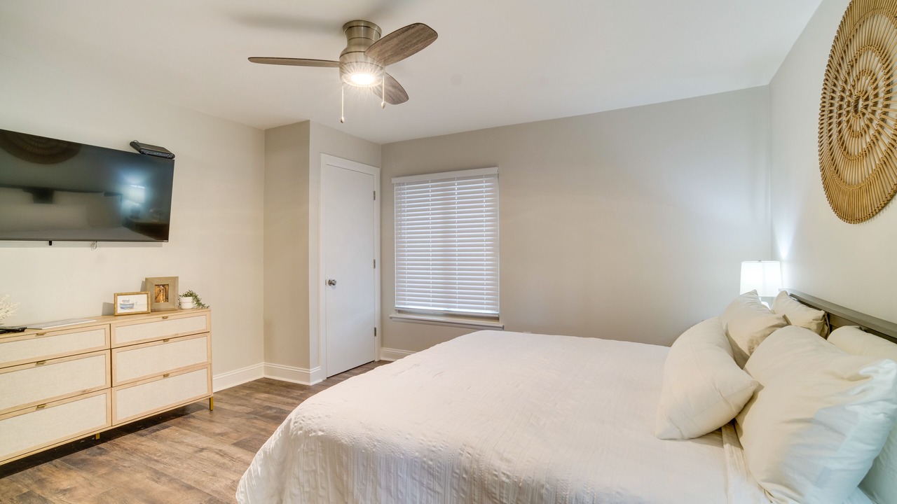 Photo of Bedroom in Beachwalk
