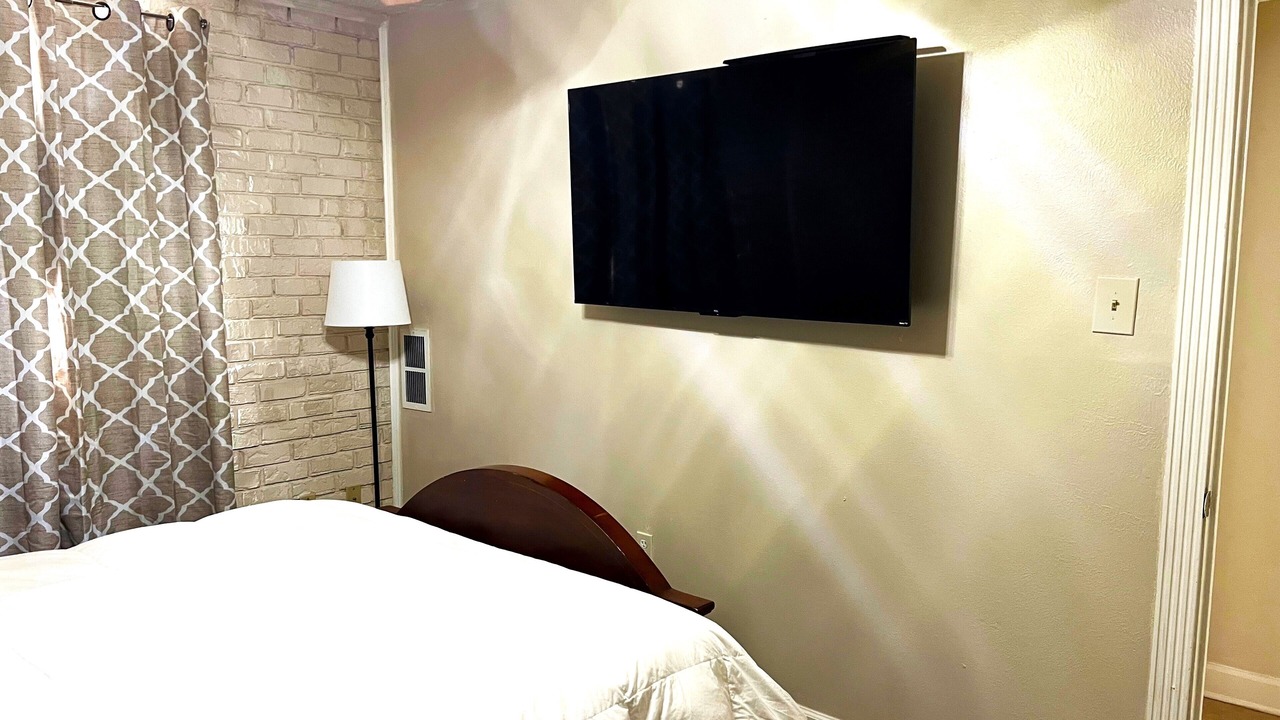 Photo of Bedroom in Beauregard Town Historic District