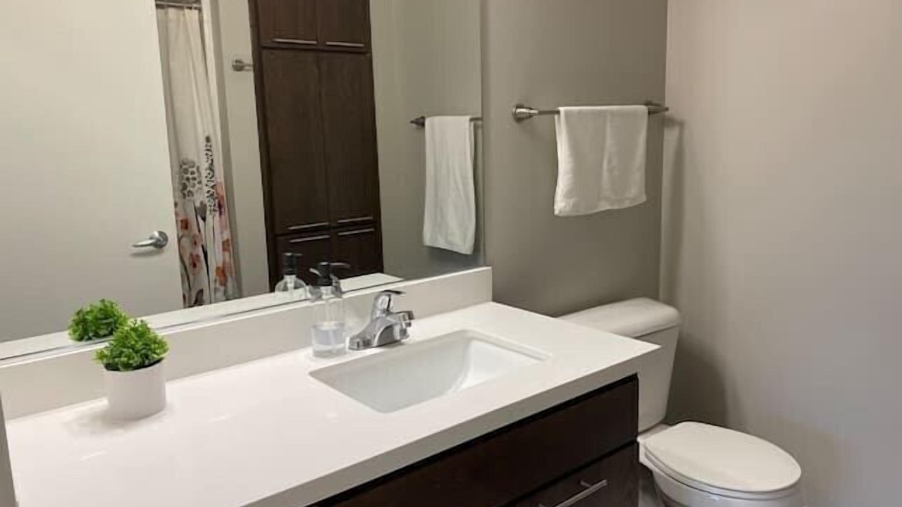 Photo of Bathroom in Downtown Des Moines