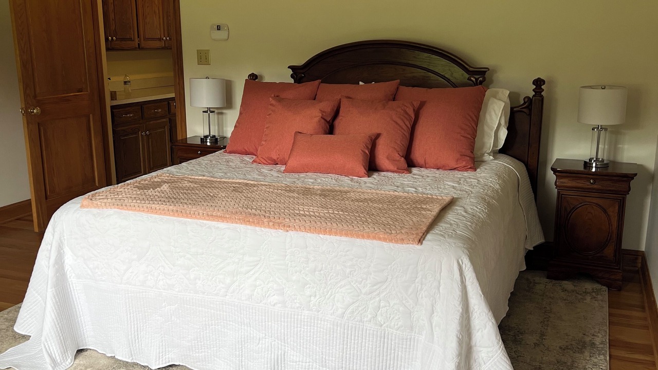 Photo of Bedroom in Topeka