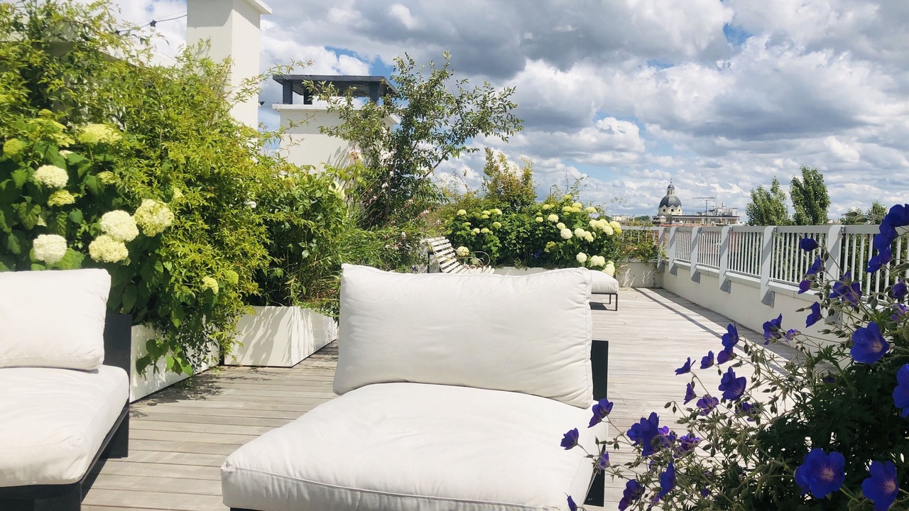 Photo of Patio Balcony in Notre-Dame
