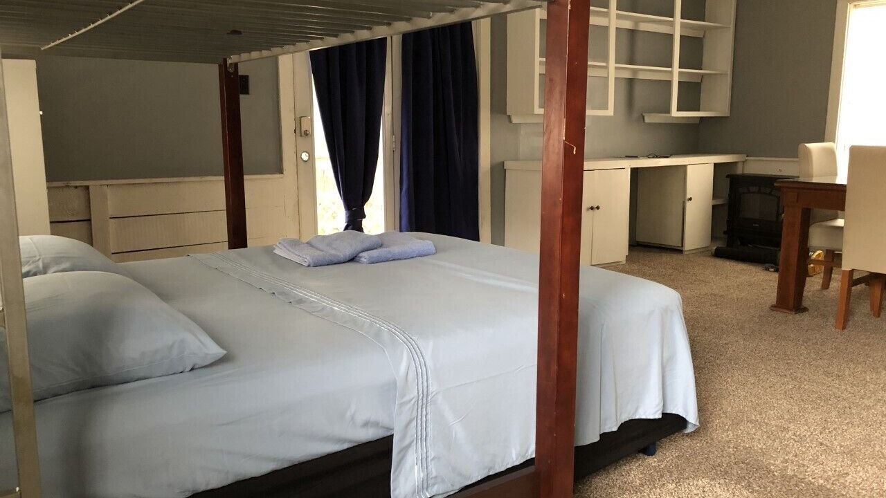 Photo of Bedroom in Northampton