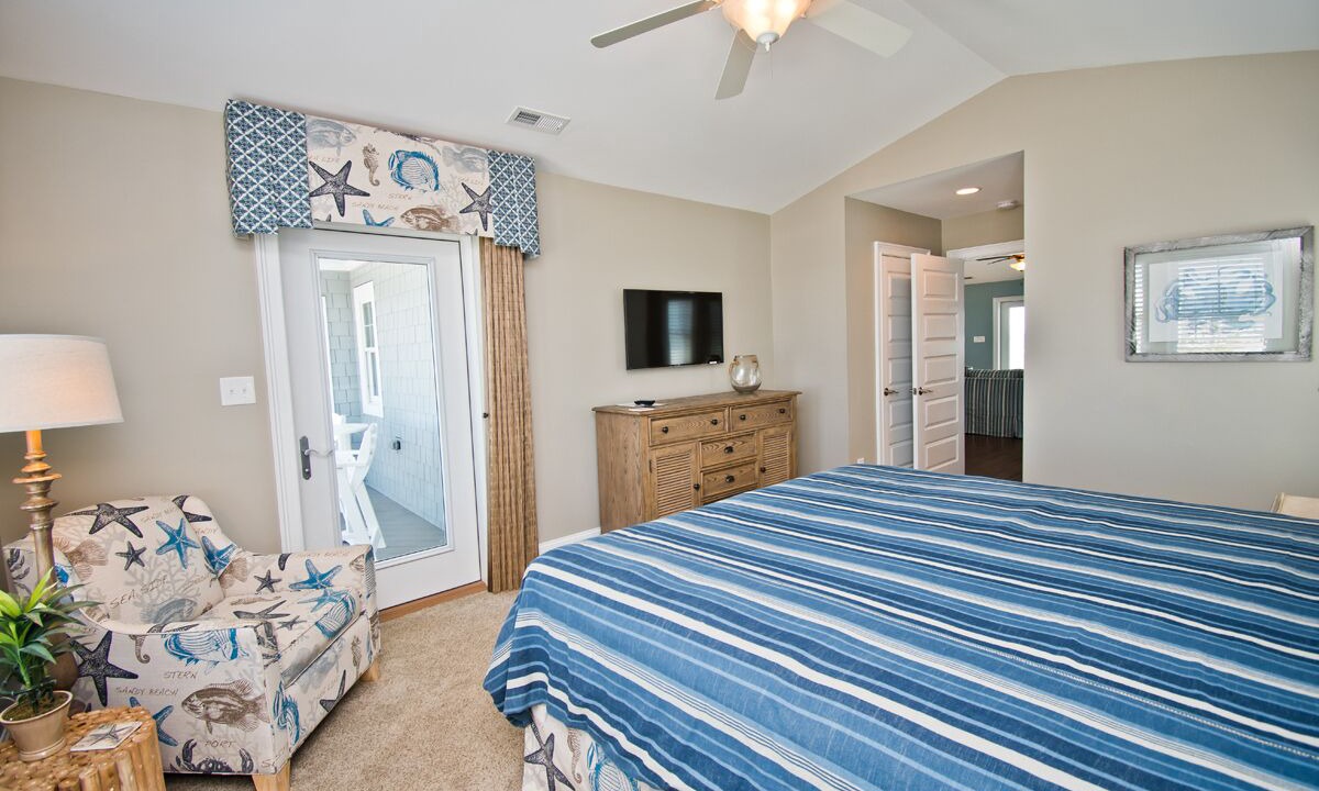 Photo of Bedroom in Atlantic Beach