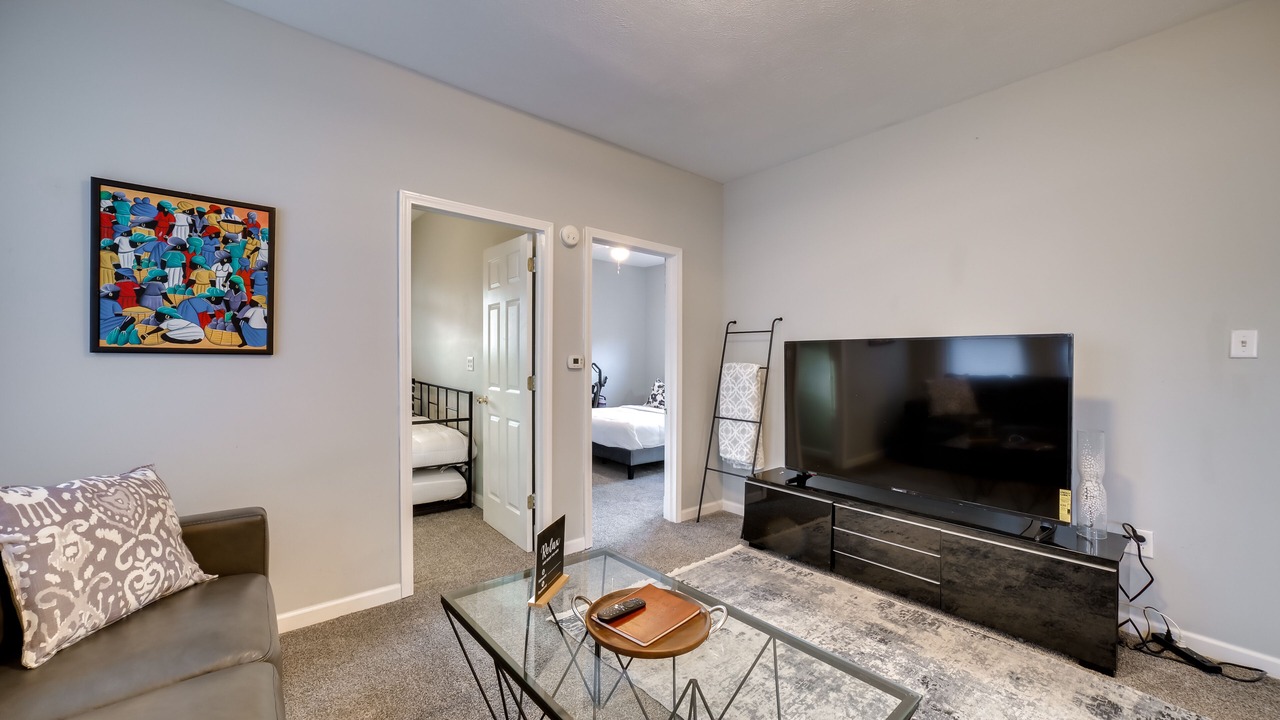 Photo of Livingroom in South Hills