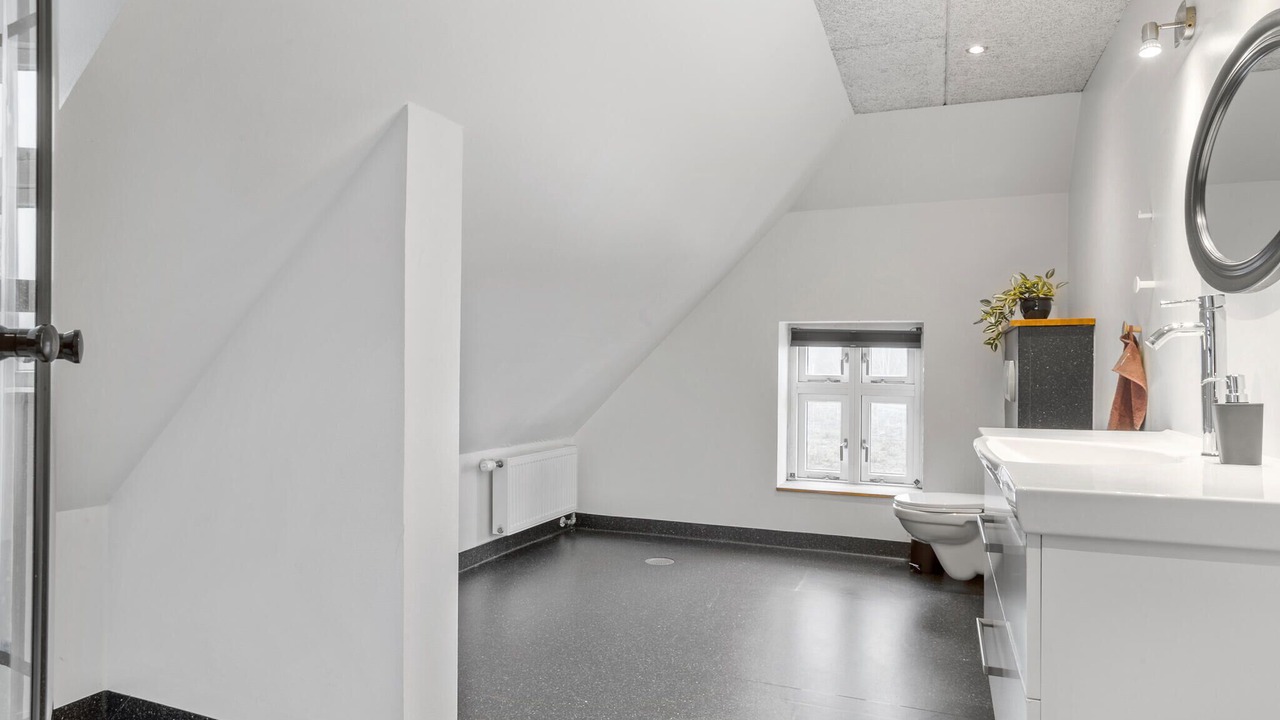 Photo of Bathroom in Roslev