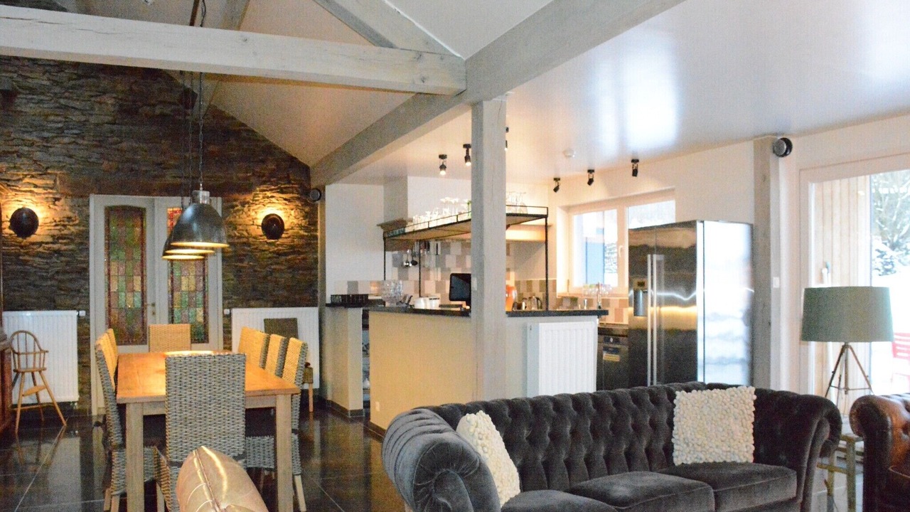 Photo of Livingroom in Gembes