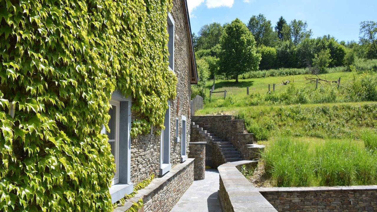 Photo of Outdoor in Gembes