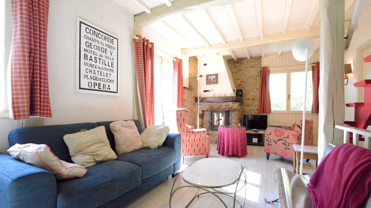 Photo of Livingroom in Gembes