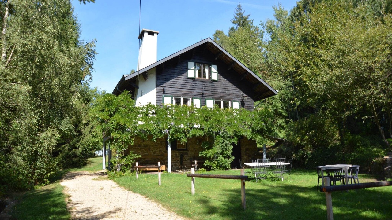 Photo of Outdoor in Gembes