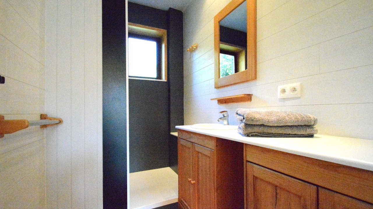 Photo of Bathroom in Gembes
