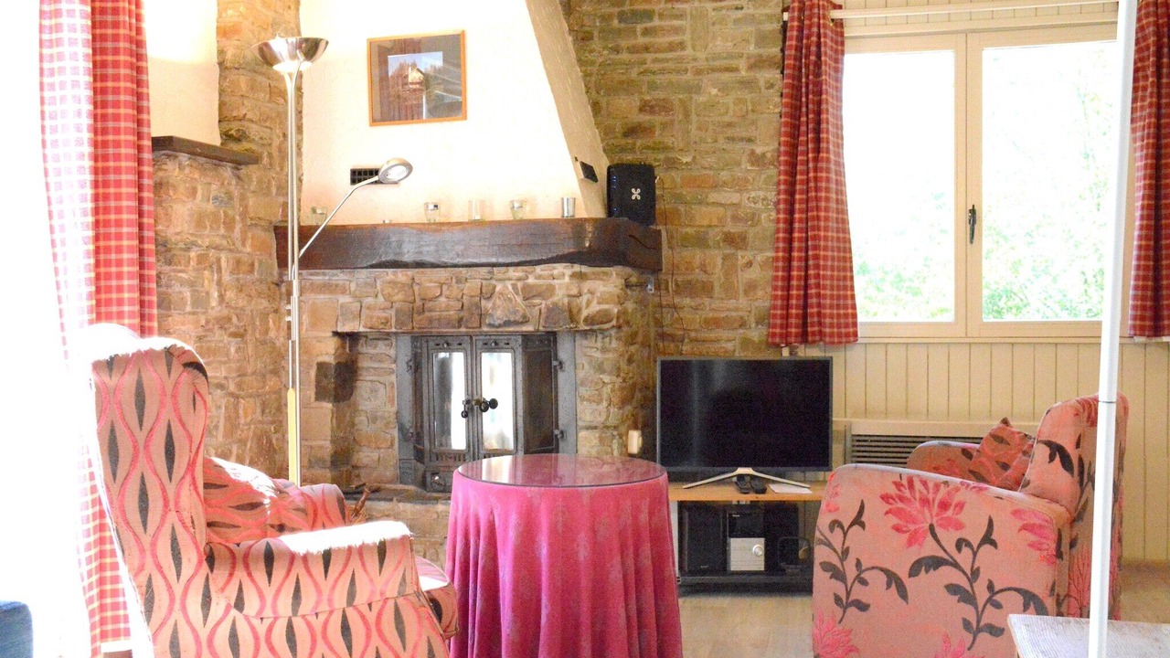 Photo of Livingroom in Gembes